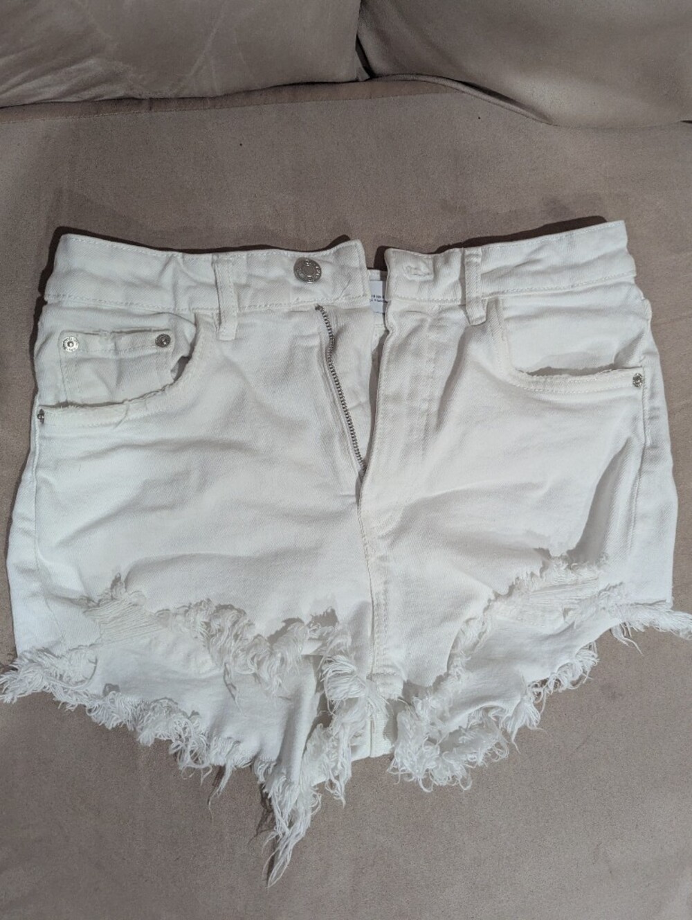 Zara White High-Rise Denim Shorts
